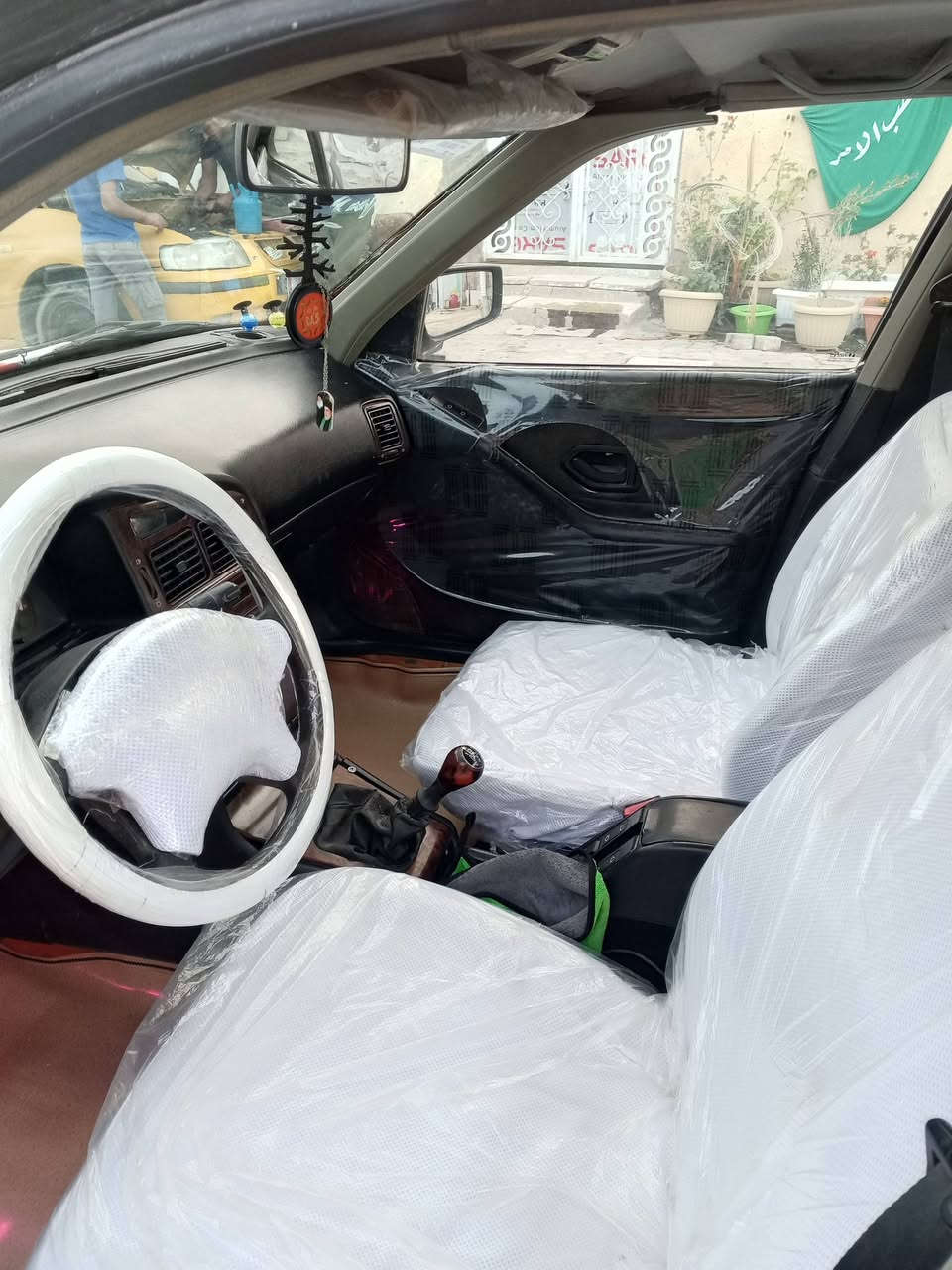 السلام عليكم بيجو بارص موديل 13 رقم. قادسيه مداور ثاني يوم    مكفوله من ضربه وتبديل كفاله عامه بيه رشات صبغ فقط  باقي كفاله گير شرط  مكينه بدايت تبخير تبريد ثلج حداديه وتخم تاير كهربائيات كله جاهز سنويه نافذه عليه غرامه 450الف ينزلن من سعره راعيه يريد مداور كون داور مكان سياره النجف (سعر32)رقم ***********
