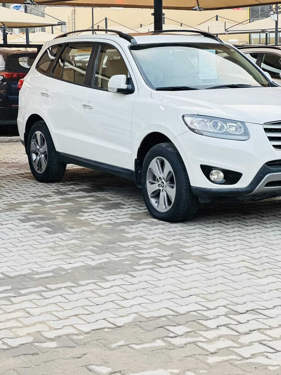 من معرض السراج المنير لتجارة السيارات الحديثة مسائكم خير وبركة (وتحية لكم جميعاً)

هونداي سينتافيا موديل 2012 كفالة عامه + المحرك ايضاً كفالة 
السيارة جديدة بمعنى الكلمة 💣 
السونار مرفق مع الصور 
ماشية فقط 216 الف كيلو متر 
محرك 4سلندر 
في معرض السراج يقدم لكم اجود انواع السيارات الحديثة وبأسعار تنافسية 🔥💥 وايضاً نتعامل بنظام الاقساط- والمراوس  
متوفر الان بتاريخ 2025/12/19
العنوان كربلاء خلف مستشفى الكفيل مدينة معارض كربلاء تسلسل رقم المعرض 7 
للمعرفة تفاصيل اكثر التواصل مع الارقام 🤝🫡
***********
***********
***********
#بيع______شراء______وتبديل #اقساط #كربلاء #سيارات #كومنت #نيسان #سيني
