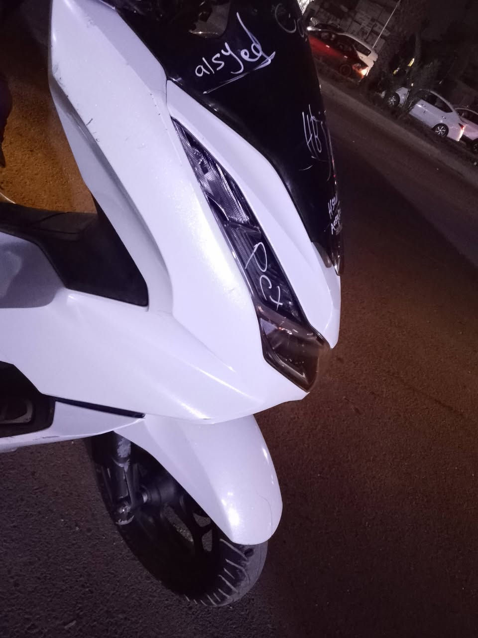 بيسي إكس جيل رابع مكينة 150كوري ماشية 15الف بلادي الدراجة كفالة عامة ماعدة شخوط بصيطة بالكفر واضحات شلعة ومعدل طيارة السعر 16مكاني بغداد مدينت الصدر مضفر ***********اتصل وتدلل بس بيع بدون مراوس ولحد يطي سعر بكيفة
