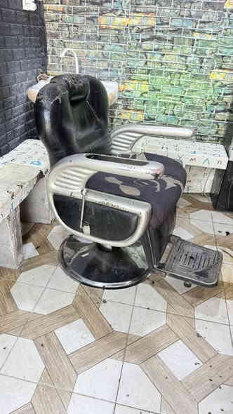 كرسي شبح للبيع سعر ١٥٠ عنوان حيانية هاتف ***********
