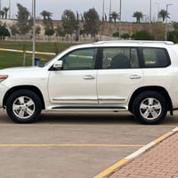 لاندكروز GX • ٢٠١٢ • ٨ سلندر