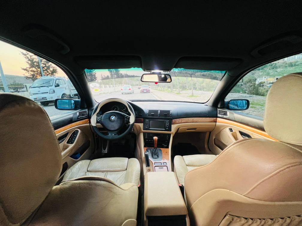 منفئست اصلي قرامات بشرت
مؤديل 2000
سفر لؤك
530M
فول فول به س سلايت نيه
كوشن جلد 
كوشن هيتر
ته بريد ساردوو گه رم
بؤني شه ريكه ي 
دينارئك مه سروف تياي نيه 
سپئري بيلادي

وه سفي زياتري ناوئ ماله كه دياره
بؤ فرؤشتن يان گؤرينه وه
سعري 70

‏*********** اكر, نينوى
