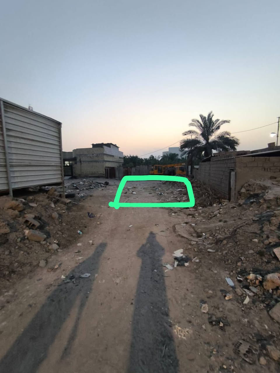 اسعد الله اوقاتكم احبتي 

قطعة طابو ملك صرف 
 

المساحة 200متر 

العنوان حمدان البز قرب جامع فاطمه 

السعر 72مليون 

للاستفسار والتوا***********4
