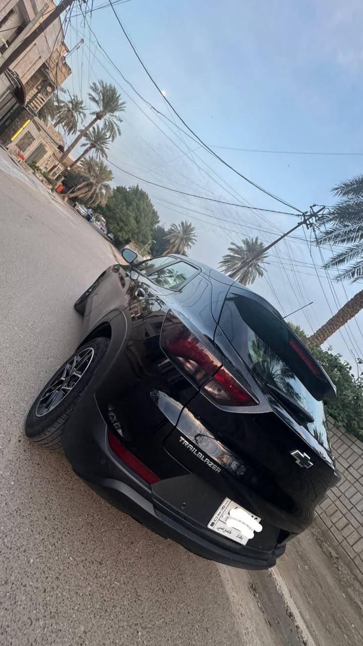 ‏ترايل بلايزر موديل 22 ماشية 36 حادث جاملغ وربع بنيد … السعر 138 للاستفسار الاتصال على صاحب السياره 
***********
