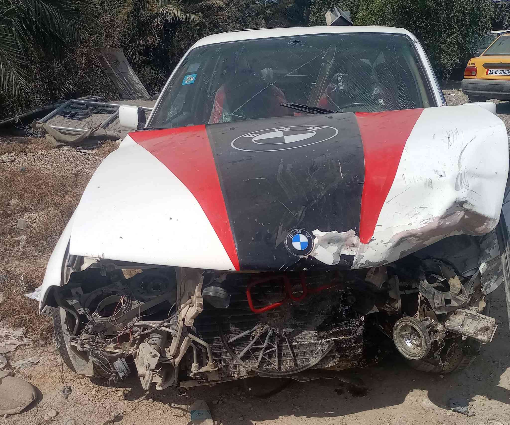 Bm 525
رقم كركوك

محرك وكير وتبريد شغال
ع وضعيتها مثل ما موضح ضربه 

سعر 24

لتواصل 
***********
