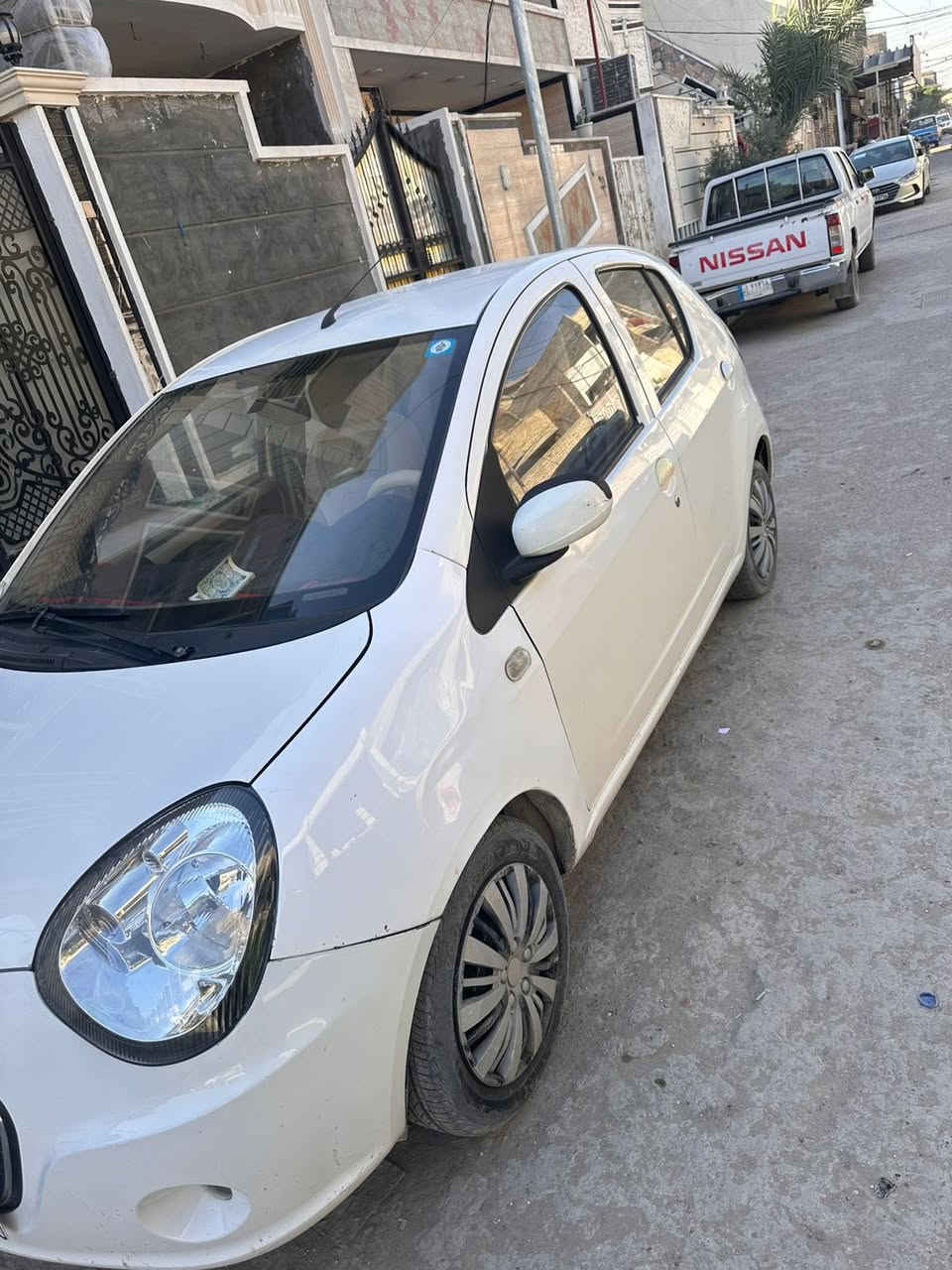 السلام عليكم جيلي باندا للبيع كير مكينة بلاد مكفولات كير اوتو ماشية 59 الف سيارة مال بيت ما متعوبة  موديل 2013 رقم إنكليزي بغداد مشروع وطني سيارة بيها تبديل الجاملغ وصبغ العنوان بغداد البلديات السعر 50$وبي مجال للشراي 
الرقم 
***********
