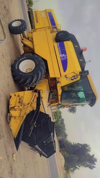 حاصده نيوهولند • ٢٠٠٦ • ١٥ فوت