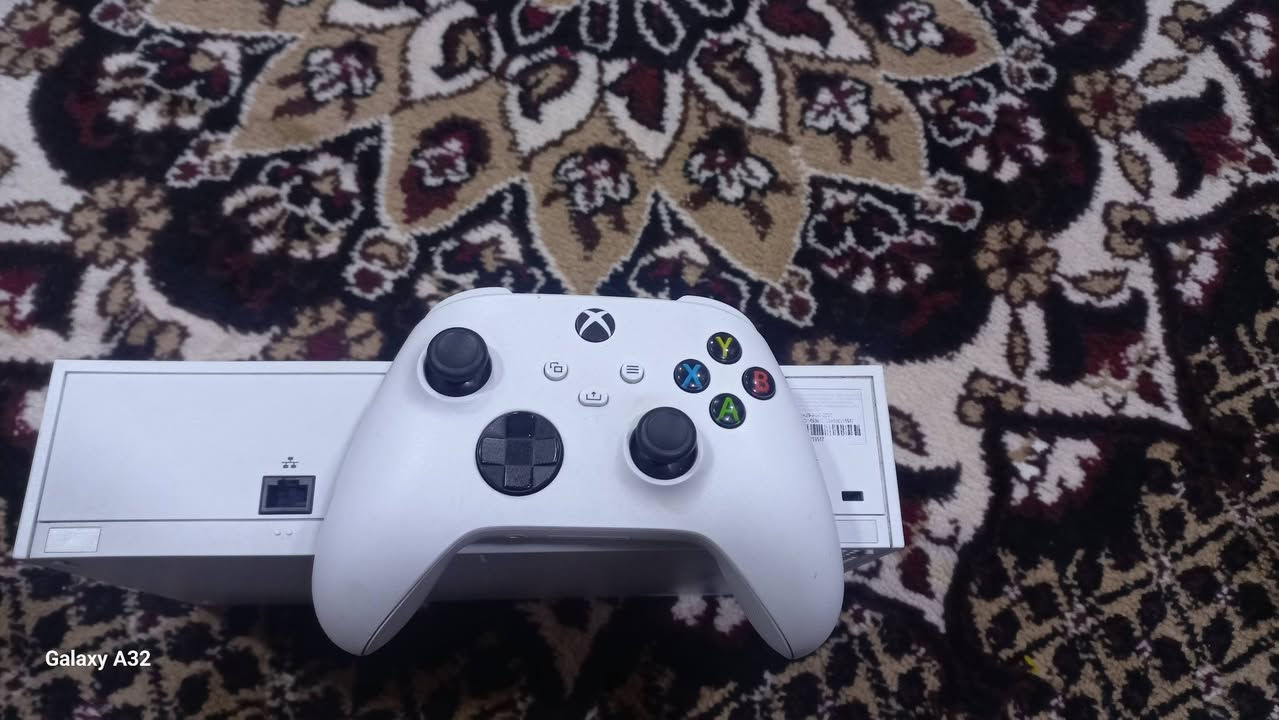 السلام عليكم XBXسيريس S ذاكره 512 كامل ملحقات سعر325وبي مجال الخاص مفتوح


**إذا كنت صاحب هذا الإعلان وتريد حذفه لأي سبب، رجاءا أرسل رسالة إلى الدعم الفني**