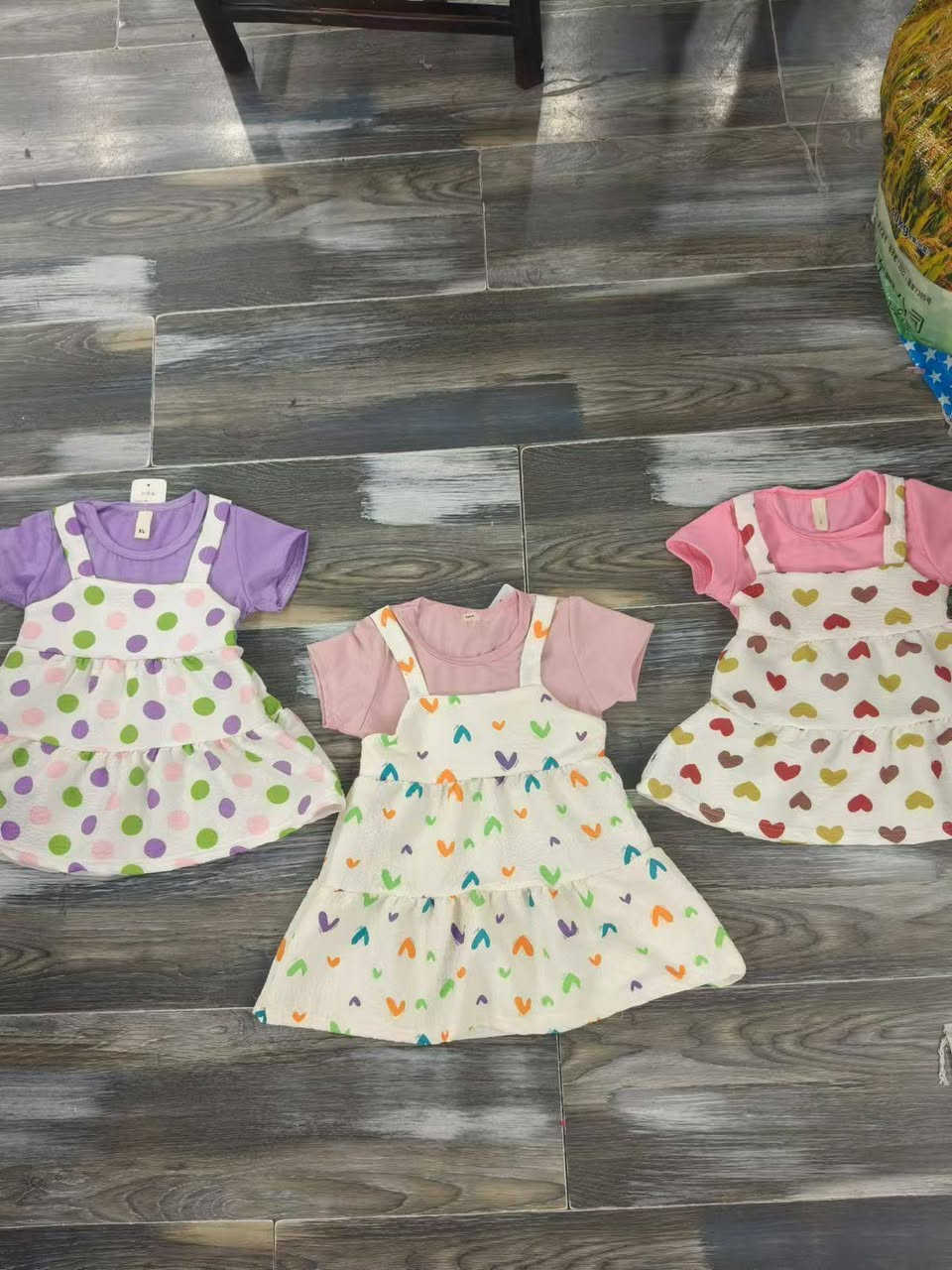 بدله بناتي القياس 1/3سنه
الدرزن 26 الف 
لاصحاب التنزيلات


**إذا كنت صاحب هذا الإعلان وتريد حذفه لأي سبب، رجاءا أرسل رسالة إلى الدعم الفني**