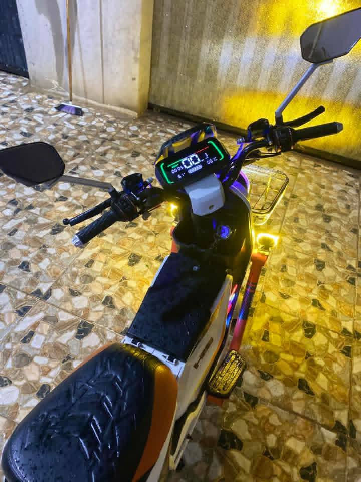 السلام عليكم موطور شحنH900 للبيع كلو بل شرط كهربائيات تايرات دبلات بريكات بطاريات كلو  شرط تشوف بعينك وتفحص للتواصل ***********والخاص مفتوح السعر بلاش 500 واذا شراي نتراهم
