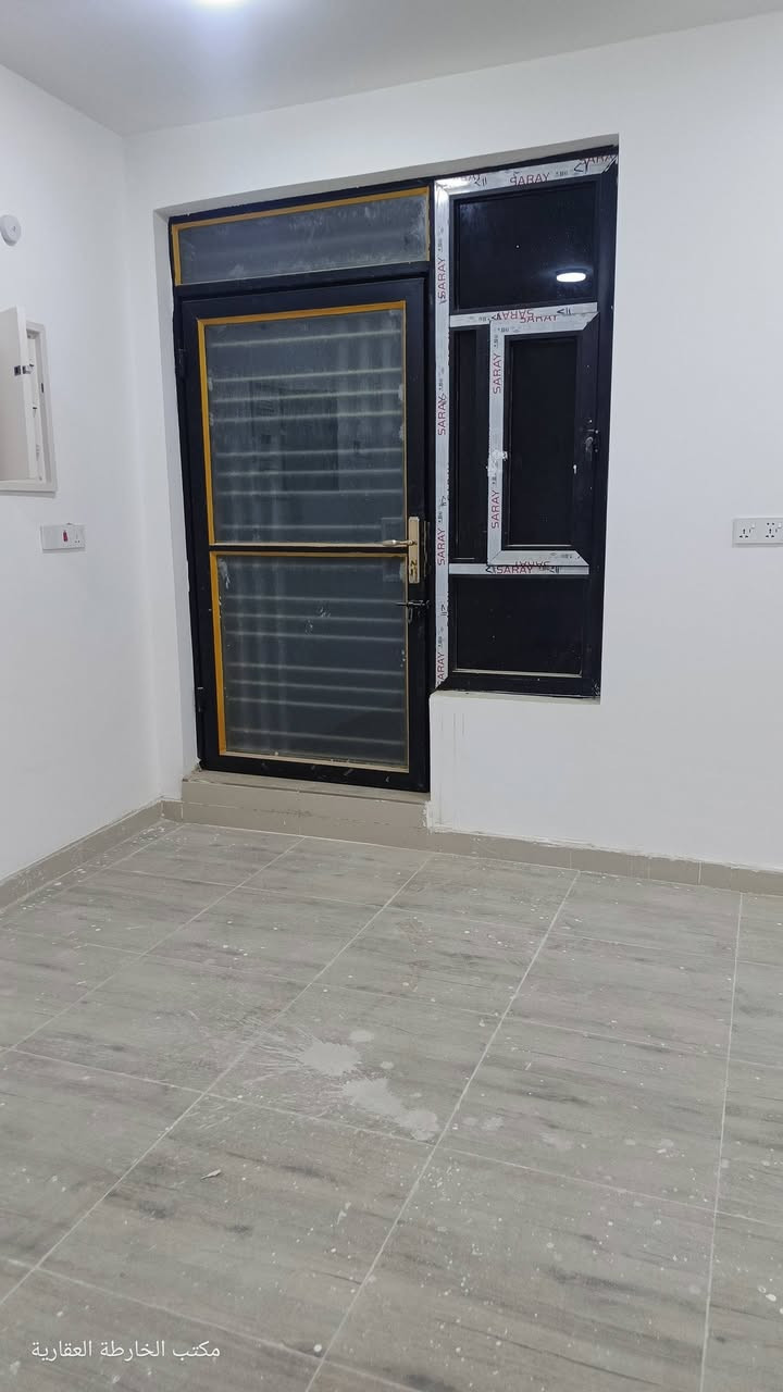 🏠
دار للأيجـــــــــــار #حديث_ماسكون
حــــي الطيـــــارة خلـــف مشــــروع المــــي قــــرب اســــواق ابـــو ليــــث
_________________

🧱🏗️ #الطــــــابـــق #الارضــــــي
غرفتيــــــــــن وصالـــــــــة وهـــــــــول ومطبـــــــــخ ومجمــــــــــــع صحيــــــــــات ..

🧱🏗️ #الطـــــــابـــــق #الثــــــــانـــــي
ثــــــلاث غـــــرف منـــــام ومجمـــــع صحيــــــات ومطبــــــخ وسطحيـــــن
_________________

____________💲
قيمــــة الأيجــــار وبـــــاقـــي التفــــاصيـــــل ع الاتصـــــال
____________💲
_________
#مكتـــــب
       🪐 الخــــارطــــة العقـــــاريــــة 🪐
#الكائـــــــــن
   فـــي ⇩ حـي_الطيـاره_شـارع_25_الـرئيســي_قــرب
_المــــدرس_حسيـــن_طيــــاره
0️⃣7️⃣8️⃣2️⃣5️⃣2️⃣1️⃣2️⃣5️⃣6️⃣5️⃣📲
___________________________________
_____________________________________________
