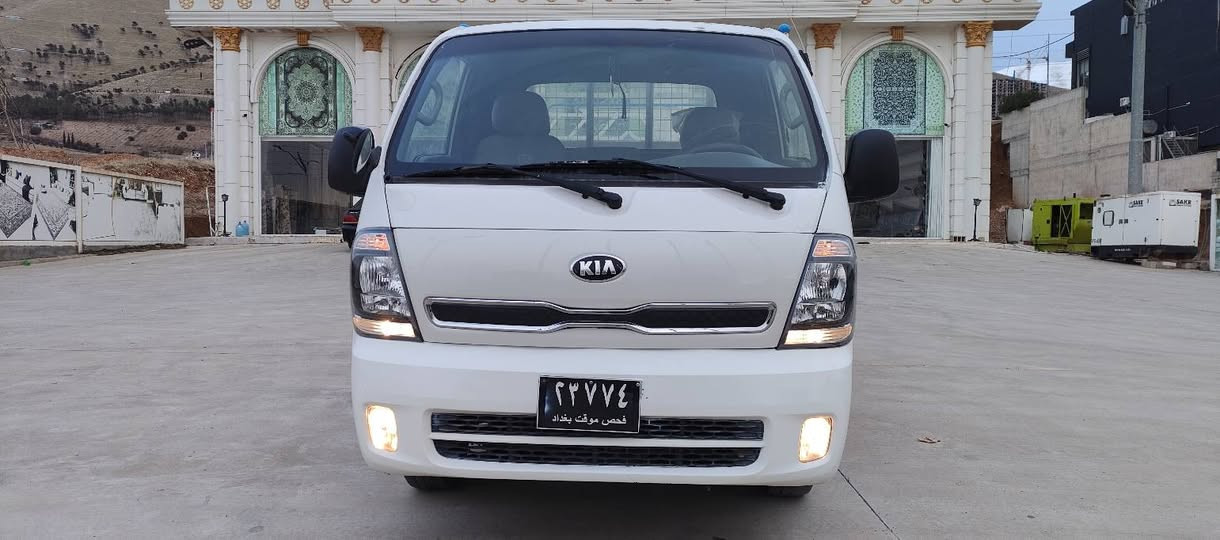 سەرەتابەناوی خوا 
کیابیلاد 2010 ئەبو شفرە
کامل کراوەتە 2021
سعری64 گەڵا
3000 سۆپەر مەکینە ڕەش 
5دووگمە 
تەبرید ساردوو گەرم 
سەلە
 کوشن هیتەر ئاوێنە کارەبای 
ئاوێنەی ئەخەوێت 
برێکی بەسراوە
ئێستوپی دواوەی بەسراوە 
حاسەی دوای بەسراوە ABSبەسراو دە عمی دوای بە سراوە 
 تەنها 190 هەزار ڕۆشتوە
ناوبۆدی لەسەرە 
چەمچەیلە سەرە 
6تایەی لۆکە 
ڕۆن و فلتەری گۆڕاوە
قەترەغایزی نییە 
250مەسرە فینیە 
***********
***********
