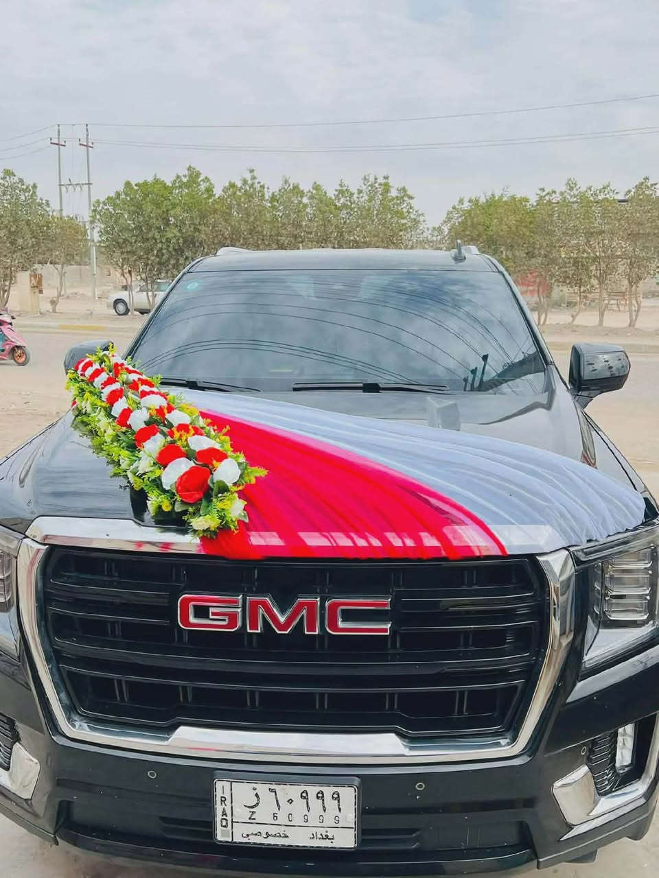 عيدكم مبارك وكل عام وانتم بالف خير
#الخيمه_خيمتكم

ابتداءً من يوم الخميس المصادف 3/26
يتوفر لدينا تزيين سيارات اعراس 
وبالشكل المعروض وطباعه الصورة 3D عليها 
والاسعار مناسبه وتنافسيه 

والعرض موجود 
تزين السياره يمنه اربع مرات الخامسه مجانيه مع الهدايا 
ا🅾️العنوان الزاب السايدين قرب تقاطع الصباغيه #كماليات_الخيمه
للحجز اتصل 
*********** 
***********
#ارحبووووووو
#الخيمه
