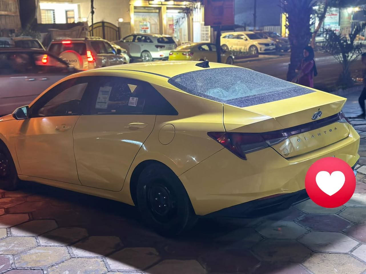 يالله السلام عليكم النترا
موديل ٢٠٢١ حادث بنيد مبدل بسمي السياره 
السيارة فول عدا الفتحة بسمي السيارة 
عنوان بغداد البلديات *********** 
السعر ١٣٨
