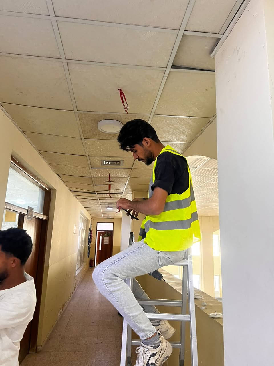 جانب من اعمال شركه العدسه الحديثه في محافضه البصره جامعه البصره باب الزبير تنصيب كاميرات نوع داهوا 
عدد130كاميرا عمل درجه اولى مع اعطاء ضمان الصيانه والمود  
مستعدون لتجهيز ونصب كافه المشارع للاستفسار ***********
