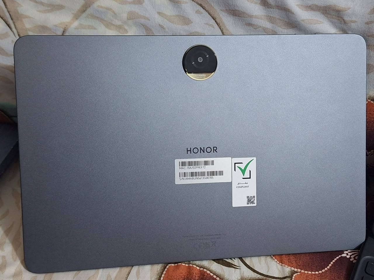 السلام عليكم
تابلت 🥇هونر باد 9🥇

المواصفات 

⭕️النظافة 100%

⭕️الشاشة 12.1 بوصة - 120 هرتز - IPS LCD

⭕️الذاكرة الداخلية 256  جيجابايت الرام 12 جيجابايت

⭕️الكاميرا13 ميجابكسل

⭕️المعالجSnapdragon 6 Gen 1

⭕️البطارية والشحن السريع8300 مللي أمبير - 35 واط⚡️

السعر 340 وبي مجال  الجهاز ما صارلي 11 شهر من اخذته كامل ملحقاته كما موضح باصور


**إذا كنت صاحب هذا الإعلان وتريد حذفه لأي سبب، رجاءا أرسل رسالة إلى الدعم الفني**