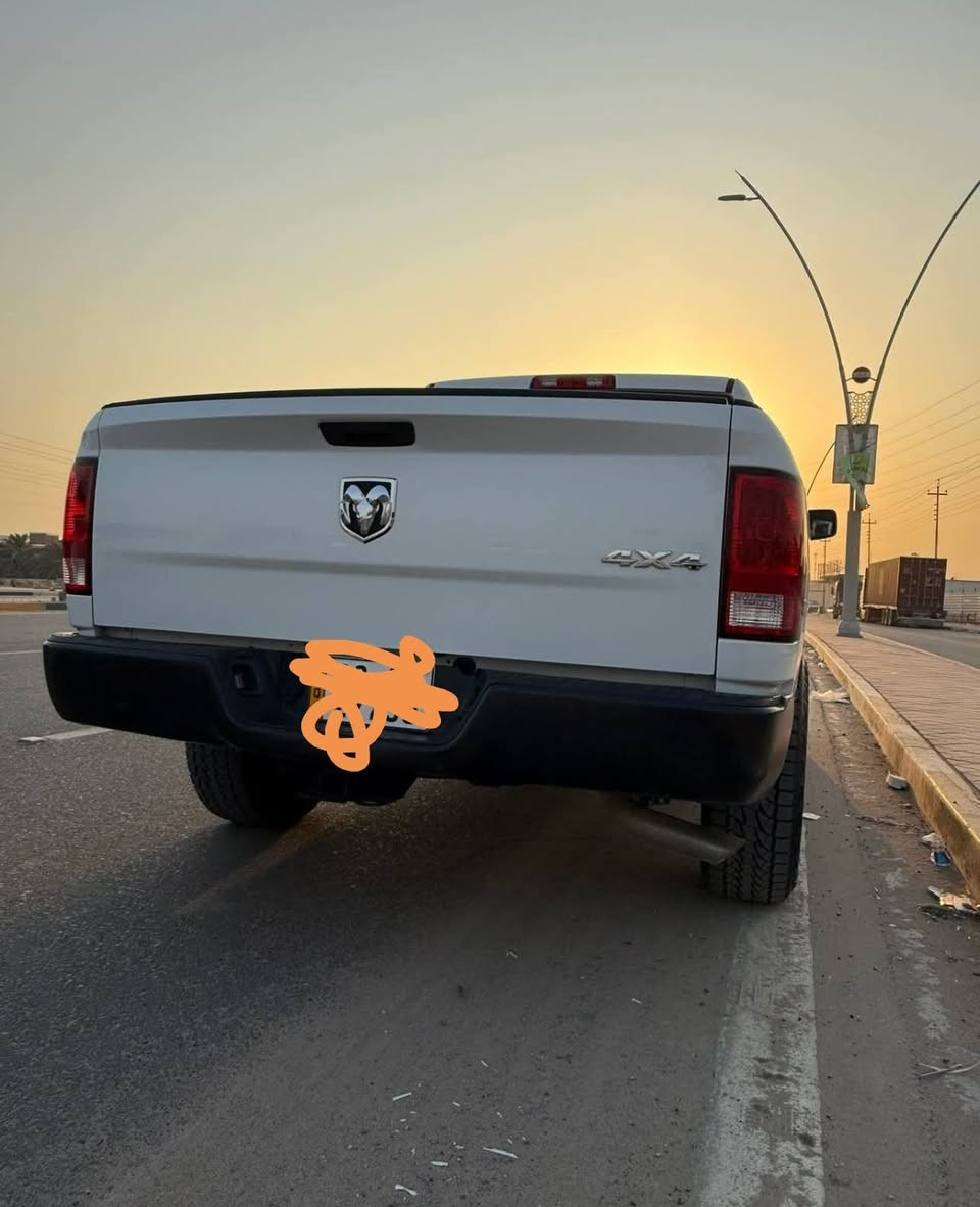 السلام عليكم
للبيع دوج رام كلاسك 
السعر 176 وبيه مجال مشتعجل كلش
الرقم للاتصال ***********
باب طويل بدي قصير 

موديل 2021

 محرك 3600 V6

عليه تعديل ويل جبلي  وتخم تاير جديد وترفيع بلادي  

 الضرار  بنيد فقط  بدون دواخل  قطعه صبغ  السياره جديده جداً 

 هزه وفحص وسنويه جديده   

ماشيه 79 الف كيلو
