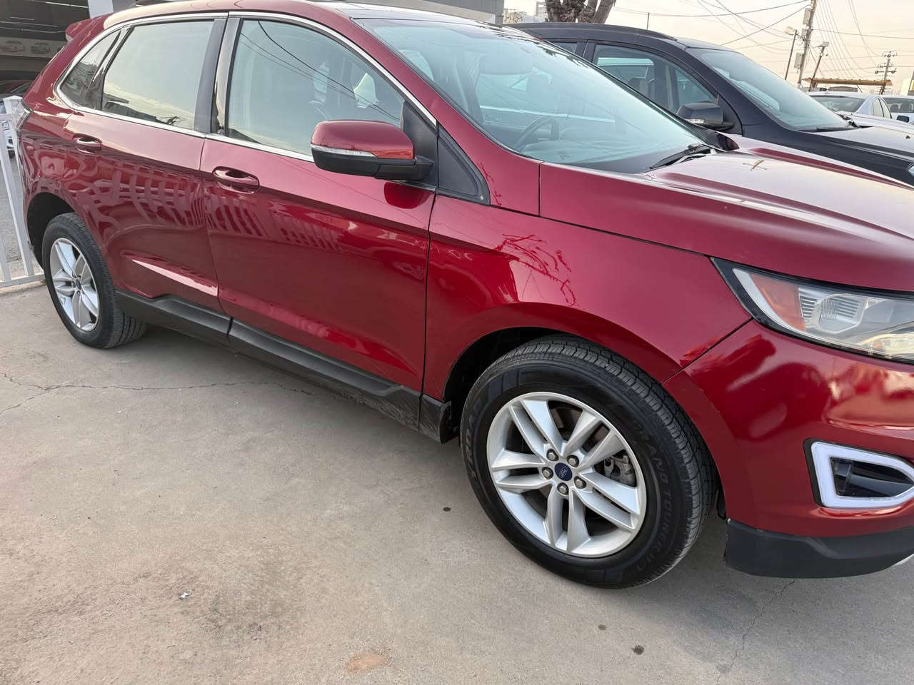 فورد ايدج 2017 sel فول مواصفات 6 سلندر 3500 

حادثها باب جهةٍ اليمين سكن سنويه جديده 

جاهزه 

للبيع او مراوس 

مكانها سليمانيه 

***********

*********** السليمانية, العراق
