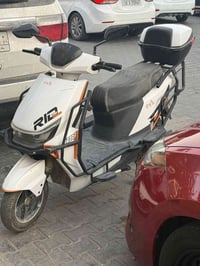 موديل ٢٠٢٥ • ١٢٠٠ واط • ٦ بطاريات ٧٢ فولت