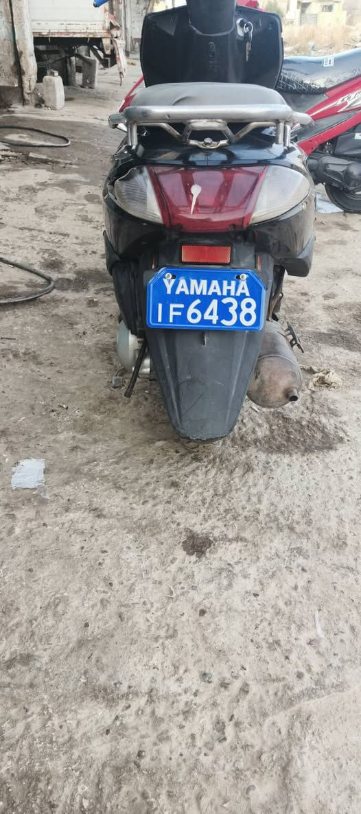 السلام عليكم دراجه هوندا رص ياباني مبيع مستعجل كلشي مابيها محرك وكشر بس بيها ملاحضات بسيطه الدراجه شغل نكره صلف كهربائيت وكلشي شغال سعرها 275 وبيها مجال شي بسيط للشراي تواصل وياي علهاذة رقمي ***********
