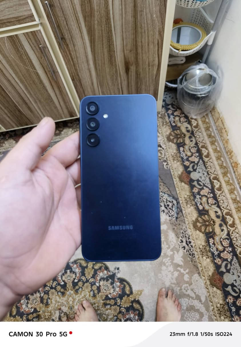 . 
للبيع كلكسي اي 16ذاكره 128رام 4+4جهاز لووك فقط لمس مفطور بالشرط يدون غراض 
السعر 75قفل
***********
