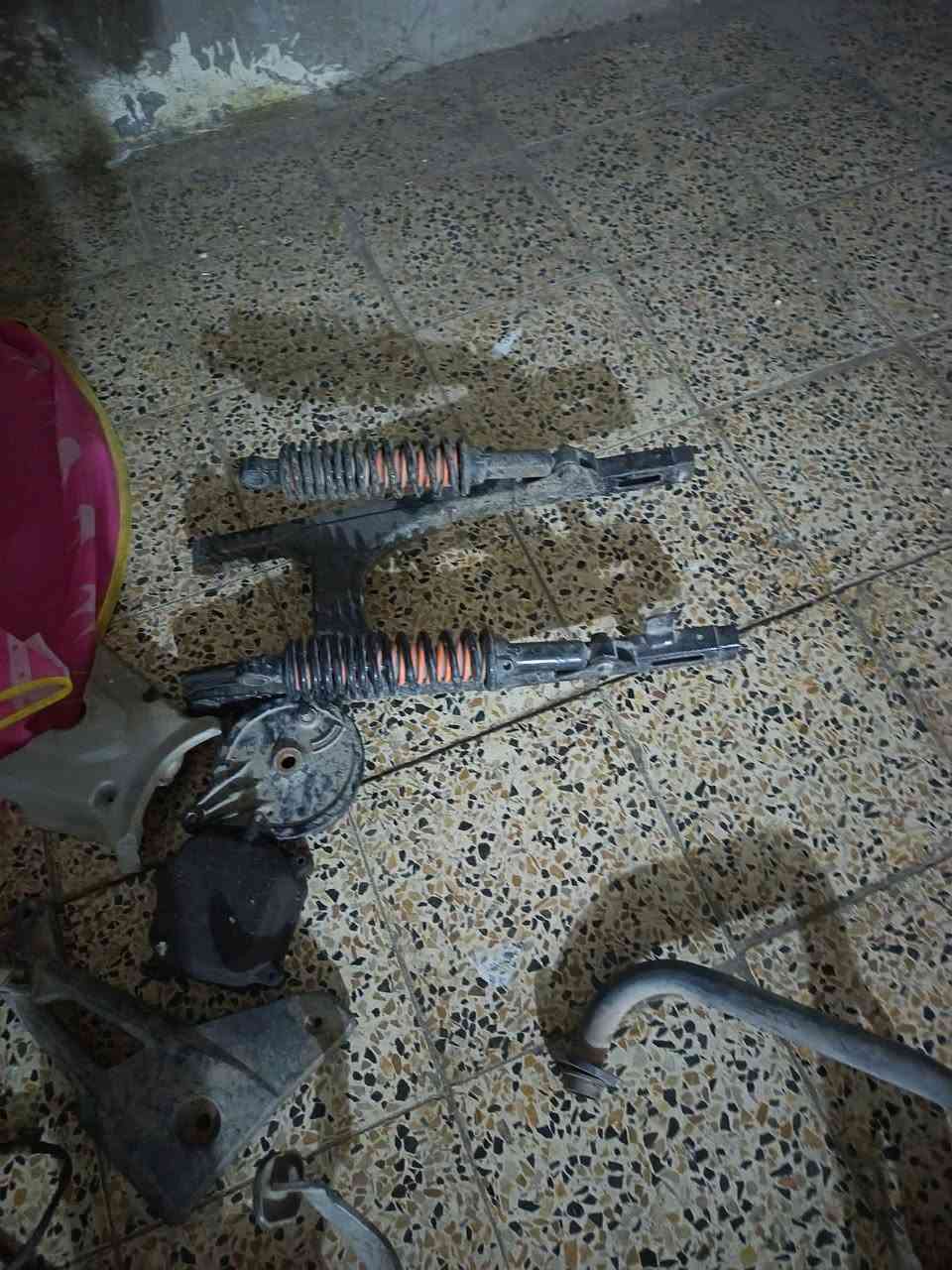 السلام عليكم غراض للبيع مكينه بوكسر مديل 2023 كايمه سعرها 150 مكينه دايوان 200كايمه سعرها 100
صالنصه بوكسر اصليه نضيفه 40 دواسات بوكسر 50
ماشه خلفيه هيه ودبلاته مال بوكسر 50
عقل بوكسر اصلي 15
دواسات بولسر هنه والعنبار بريك 40
كابريتر بولسر على الشغل اصليه 25
بغداد الإسكان ***********
