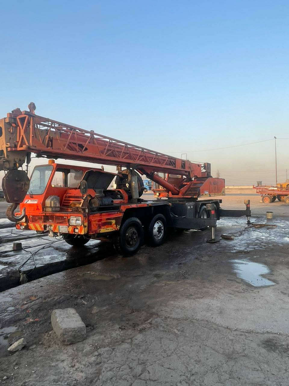 يالله مرخصة مدير الكروب
اللهم صلي عله محمد وال محمد
كرين تادانه 25طن مديل 82 
شغال جاهز خير من الله
ارقام جديده سنويه جديده 
ثاني يوم احولك 
السعر دفترين ونص وبيهه مجال بصيط
رقم الهاتف *********** 
مكاني بغداد
