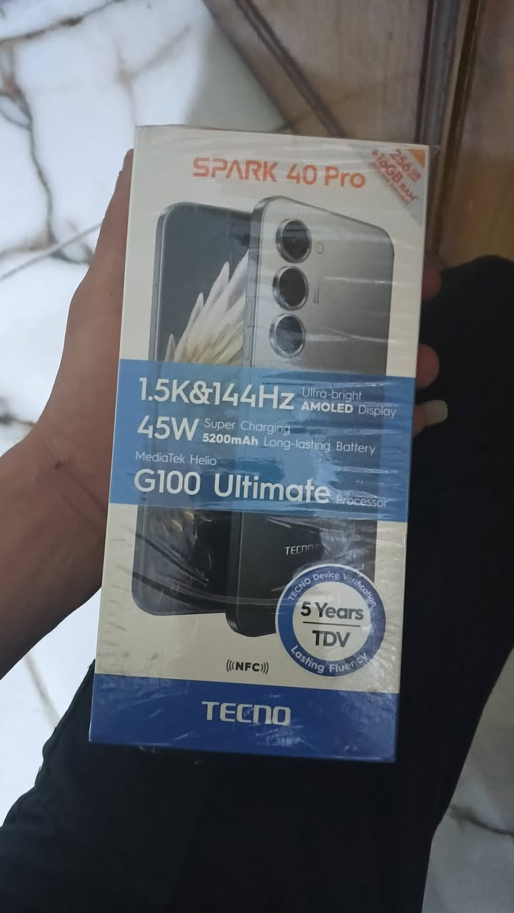 سلام وعليكم
تلفون البيع مستخدم يومين فقط ضمان صيانه 
 12 شهر وتر بروف جهاز تكنوو غني عن التعريف 
TECNO SPARK 40 Pro.       وهاذه اسم الجهاز وتكدر تبحث عليه السعر 350 وبيها مجال وذاا مراوس بدراجه عادي بس كون نضيفه دبل شريحه ذاكره 256
***********.  رقمي هاذه شغال بي وتساب 
*********** هاذه رقم واكف بس بي وتساب
