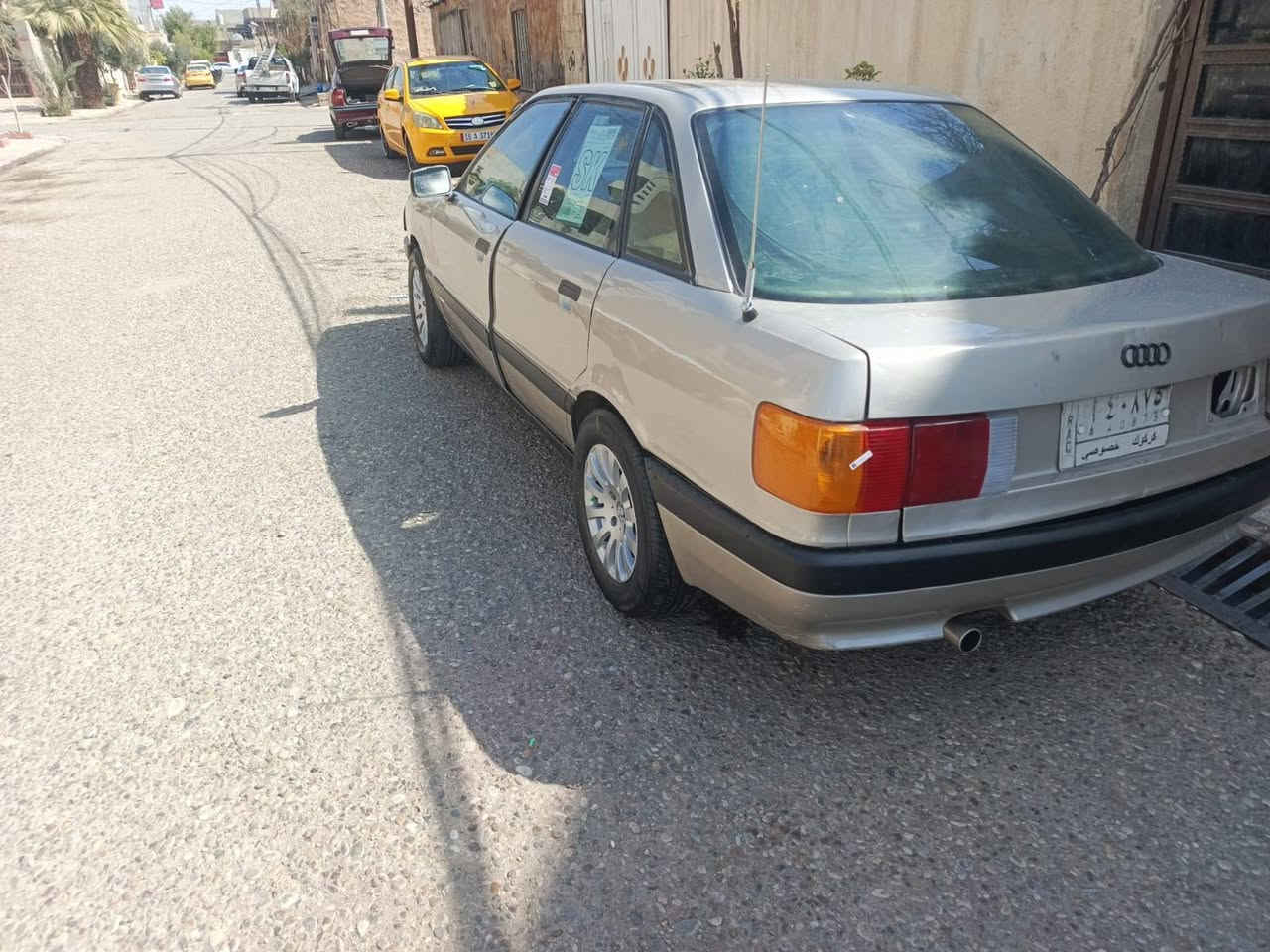 السلام عليكم سياره اودي للبيع ثانويه عاج منتهي من  سياره 2020 سياره بدون غرامات سباق قروض شرق جير محرك شرط سياره بدون نواقص بدون ضربه صدر جديد سياره انواع كركوك حي العسكري سعرها 25 وبيها مجال رقم موب رقم الموبايل***********
