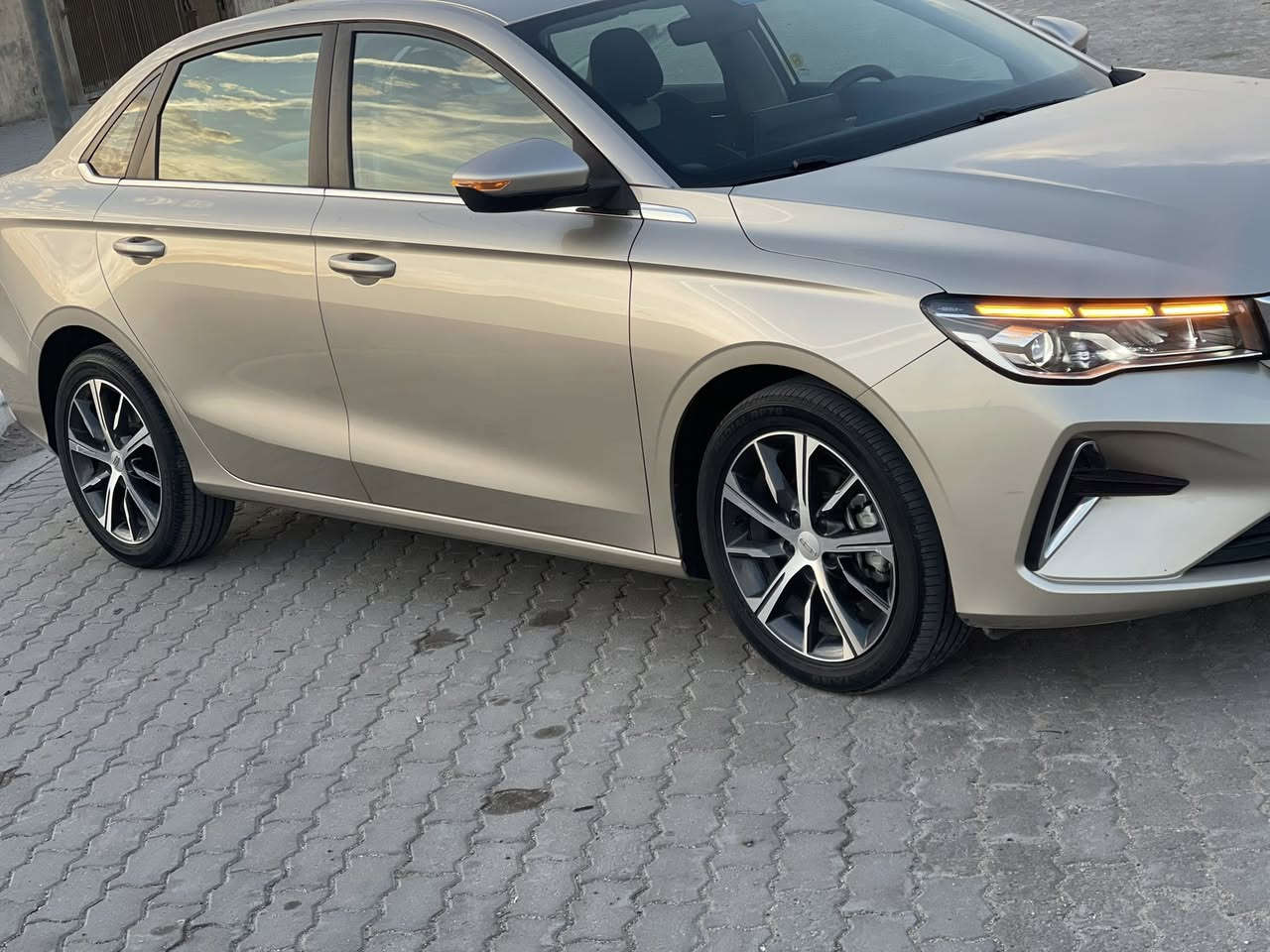 جيلي امگراند 2024 للبيع
جيلي امكراند فول مواصفات 2024 
فتحة سقف
تشغيل عن بعد
اوتو ستوب
سايد بريك بصمه
كروز سرعه تحكم ستيرن
داخل لونين بلاد 
مكينه دوش 1800
گير AT
السياره موصفات خليجيه وليس صينيه
استيراد الخليج
كفاله عامه من الصبغ والضربه
مكان السياره البصره
السعر 135 ورقه قابل للتفاوض
للأستفسار 
 ***********
