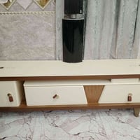 ميز بلازما • للبيع • بيه مجال