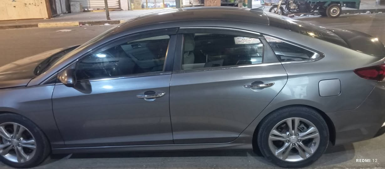 السلام عليكم بيع مستعجل سوناتا 19وارد امريكي بيها خيط تبخير مع ملاحظات بسيطه السعر 102وبيها مجال واتساب ***********او اتصال ***********
