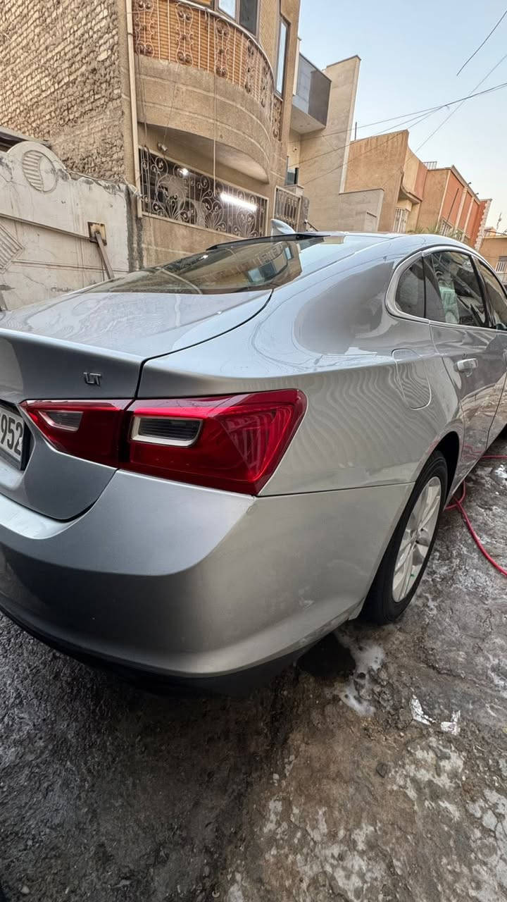 السلام عليكم…
ماليبو موديل 2017 محرك 1.5 تيربو  فئة LT بيبان 4 بصمة

حادثها جاملغ ايمن فقط 

سياره جاهزه من كل النواحي مابيها اي نقص 

العنوان بغداد حي الجهاد او الكرادة 
السعر 110$

للاستفسار: ***********
