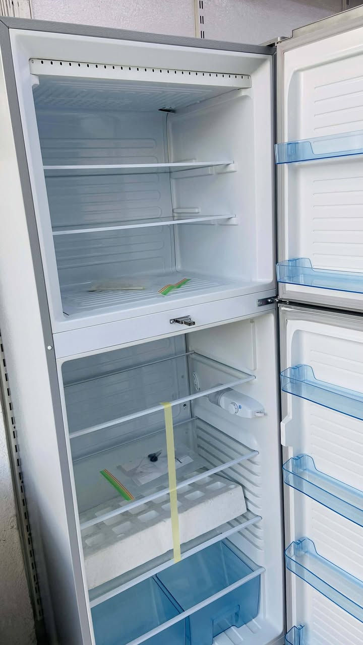 ثلاجة سمارت تركي 24 قدم اكبر حجم مستعمل خمس ايام فقط الجديدة مالها ٧٥٠ الف اريدها ٤٢٥ الف مكانها موصل النبي شيت الشاري يتفضل خاص


**إذا كنت صاحب هذا الإعلان وتريد حذفه لأي سبب، رجاءا أرسل رسالة إلى الدعم الفني**