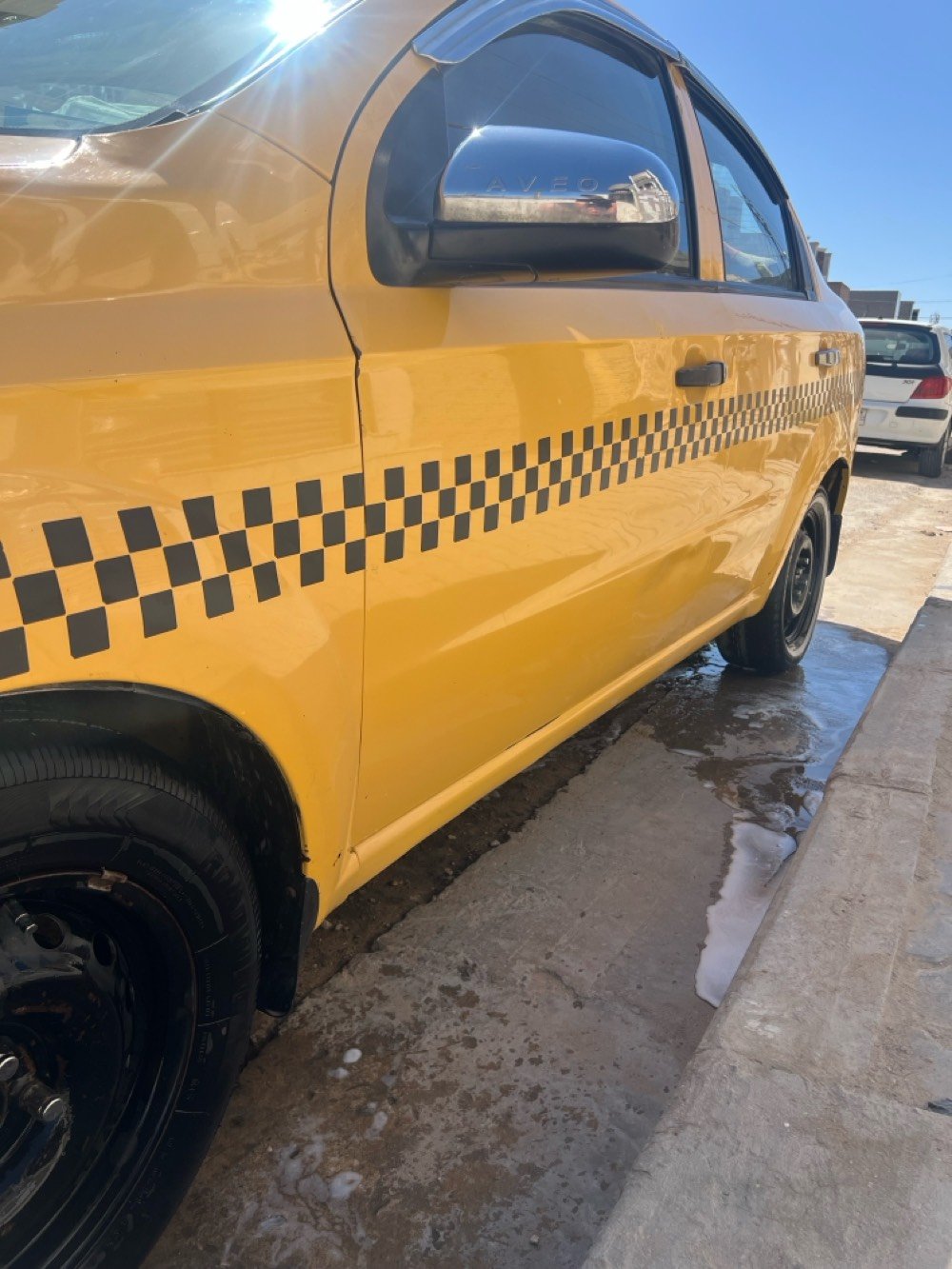 افيو 2010 خليجي مفتوح كير عادي رقم نجف دولي سنويه مجدده مداور ثاني يوم ومصفره هيئه وغرامات سياره جاهز من كلشي كير حداديه مكينه جديدات تبريد ثلج تخم تاير شاشه لمس سياره مال جناي مكفوله من الضربه بيها شويه صبغ موضح بالصور الباقي كفاله عامه مكاني نجف رايدها ب 52 وبيها مجال بسيط جداً للشراي للاستفسار ***********