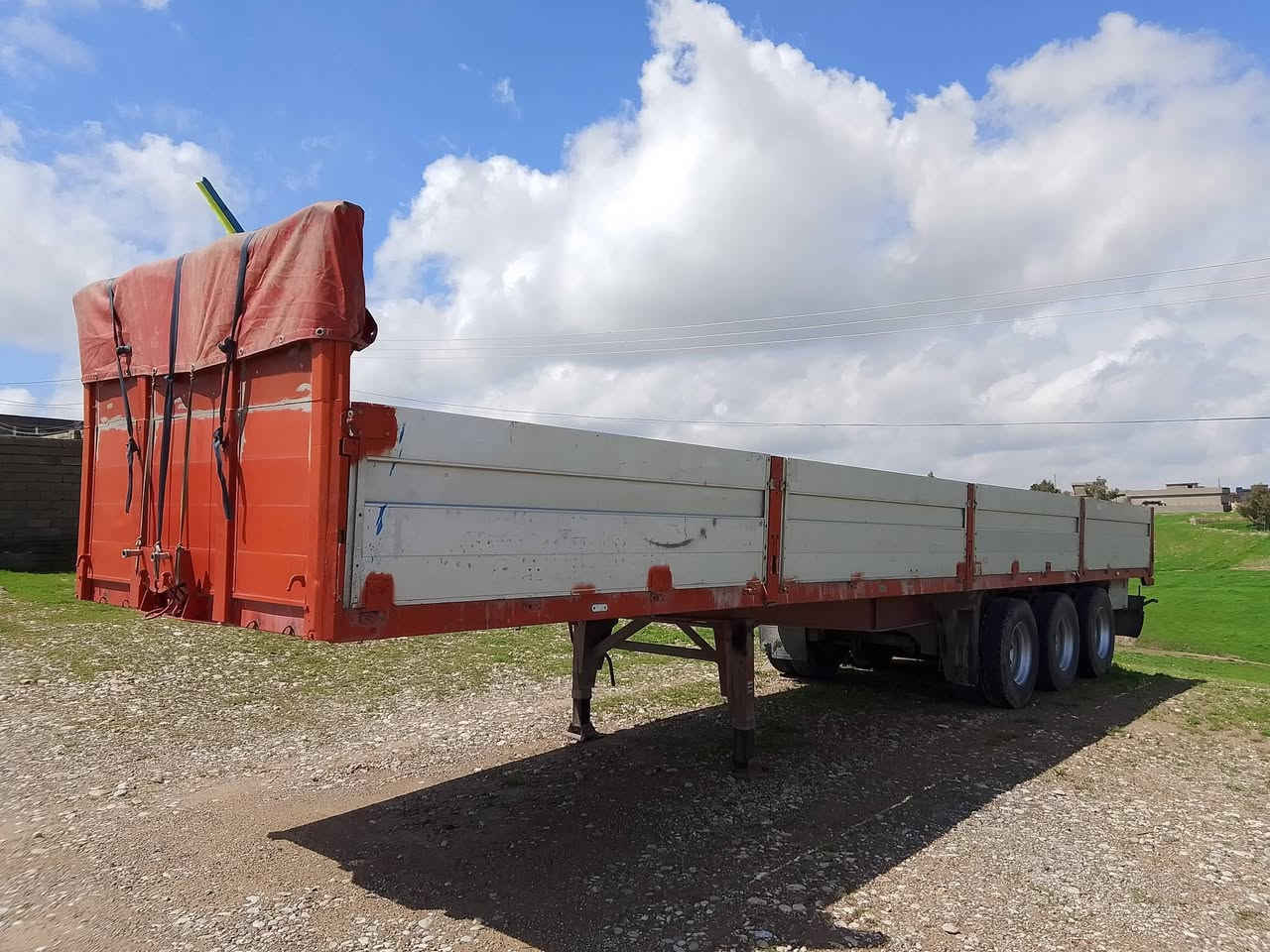 السلام علیکم " للبیع عربانە اوروبی المانی pb
3 دناکیر تایر 11 
طـول 12,60 
تخم تایر جدید 
جانب 80 
رقم و سنویە دهوك 
سـعـر 70  مـجـال 
اسیا_  *********** 
کورك_  ***********
