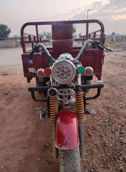 مر رخصت مدير الگروب السلام عليكم ستوته دايوان مديل ( 17 ) مكيه (22) خير من الله كهربائيات كله شغاله اوراق اصوليه السعر مليون وميه وبيها مجال (***********)
