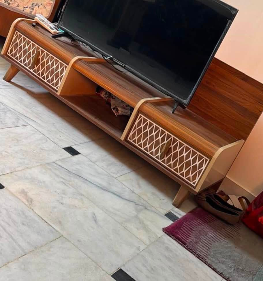 السلام عليكم 
للبيع بسعر 60 الف مكانه العامريه


**إذا كنت صاحب هذا الإعلان وتريد حذفه لأي سبب، رجاءا أرسل رسالة إلى الدعم الفني**