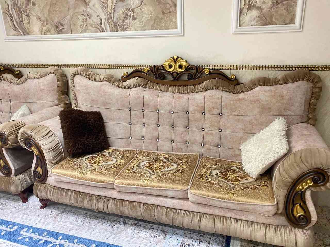 سلام عليكم تخم للبيع 10مقاعد النضافة 90‎%‎ تخم جديد ونضيف السعر 600وبي مجال العنوان مدينة الصدر 
الاستفسار اكثر ***********☎️
