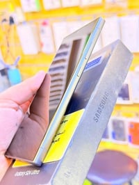 اسمسونك اس 24الترا ذاكره 256عشويه 12جهاز اخو جديد زلغ واحد مابي وتر بر...