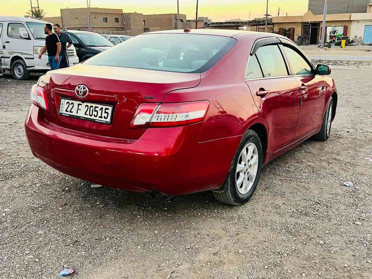 السلام عليكم 
للبيع 
سعر مناسب 
تويوتا كامري 
موديل 2010
رقم شمالي 
تحويل مباشر 
باسم راعيها
شاشه
كامره 
تحكم ستين 
جاهزه محرك كير وتبريد
للاستفسار ع رقم صاحب السياره 
***********
