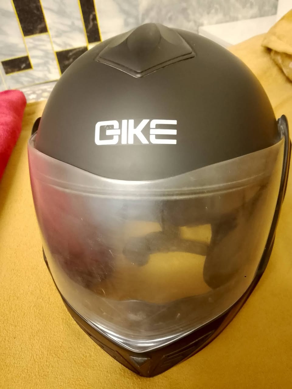 خوذة فج قلاب حجم اكس لارج عوزها جامه مشخطه
مكان سبع قصور رقم *********** ب20 الف
