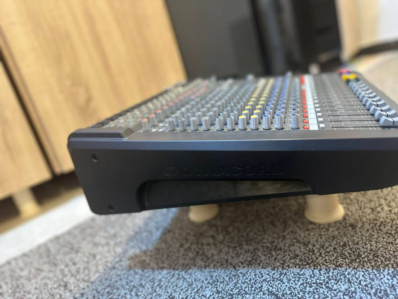 سلام عليكم جهاز داينكورد 1000 باورميت مستعمل اقل من القليل نضافه 99% جهاز يخبل ما يفصل ابد ومرتب  امتياز باب الاول وموجود كتالوك وكارتون بلاد كلشي كلشي موجود كانو جديد  على الفحص مضمون ما عجبك يرجع بدون ما تدفع اي شي  السعر 650 الف بي مجال مع توصيل للتواصل فقط واتساب واتصال ***********
مكاني بصره واكو توصيل على فحص
