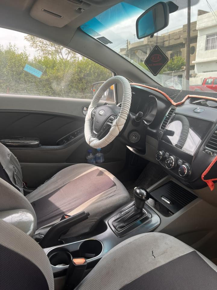 كيا سيراتو تكسي 2014
السيارة بأسمي ، هيئة مصفره
نفاذ السنوية 2028 
تبريد جديد شغال
شرط التحويل
بطاقة بانزين متوفر
*********** رقم وواتساب فقط 
 السعر 105
