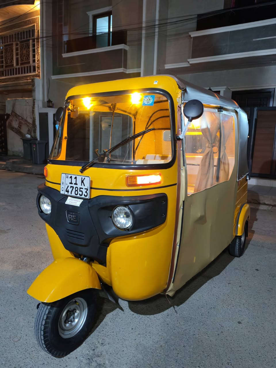 سلام عليكم تكتك موديل 2020شهره 6 كير مكينه  خير من الله جادر جديد دوشمه جديده تخم تاير صبغ جماليه فقط بدون ضربه  ومعجون بيها شخط موضح بل صوره رقم سنويه هزة جديده تحويل ثاني يوم كل نقص مابيه كبل لشارع الف ماذب علي مكاني بغداد حي الجهاد السعر 7100 بيه مجال
ممتواجد بل فيس  شراي اتصل  ***********
