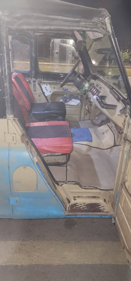 ٢٠٠٥ للبيع اربعه دسكات باور ستيرن مكينه وكير ونجي مكفولات كهربائيات كامله للاستفسار ***********
