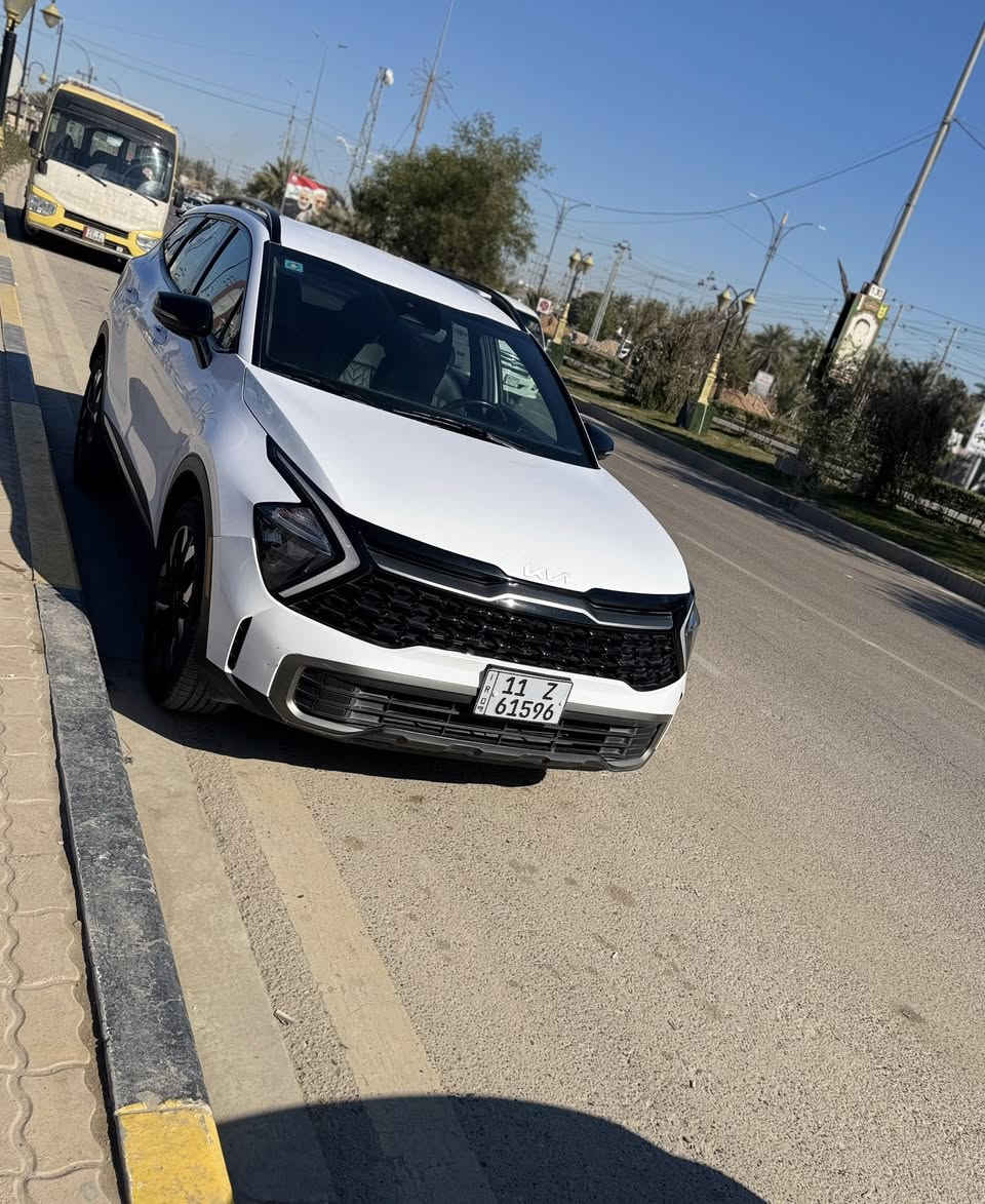 كيا سبورتج 2023 رقم بغداد اكس لاين قمارة حديد
حادث من امريكا ضربة بالجنطة تصلح وانصبغ نفسه وشويه بالحوض كلش بسيط 
خشم البنيد بي تكحيل 
راديترات غاز التبريد ابلادي بدون تبديل 

المحرك :٢٥٠٠ 
الگير : ٨ نمر
المواصفات :
بصمه تشغيل- بصمة ابواب
شاشه كبيره على طول الدشبول
انظمه قياده نورمال- سبورت - سمارت -
كشنات جلد لون اسود
كرسي السائق تحكم كهربائي
هند بريك بصمه
كامرا خلفيه
رادار امامي خلفي جانبي نقط عمياء
تحديد مسار ذكي
اشاره في المرايا الجانبيه
تشغيل عن بعد
تحكم ستيرن  
اوتو هولد
اوتو ستوب
نظام ترحيب
تبريد قطعتين
مانع انزلاق
نزول منحدرات
نظام فحص ضغط الاطارات
نظام abs
تدفئه كشنات
كروز سرعه
سستم صوت هارمن
شاشه لمس متغيره لتحكم التبريد او الميديا
منافذ تايب سي عدد ٣ مع ٢ في الكشنات
اضواء ترحيب عند الاقتراب مع ترحيب داخلي عند الصعود او المغادره
كيجات الكترونيه متغيره حسب الوضعيات
كامرة دوارة 
ماشية 40 الف ميل 
العنوان بغداد حي النصر 
السعر 205 بيها مجال 
بيع فقط بدون مراوس 
***********
اقراء المنشور وشوف الصور زين قبل الاتصال

