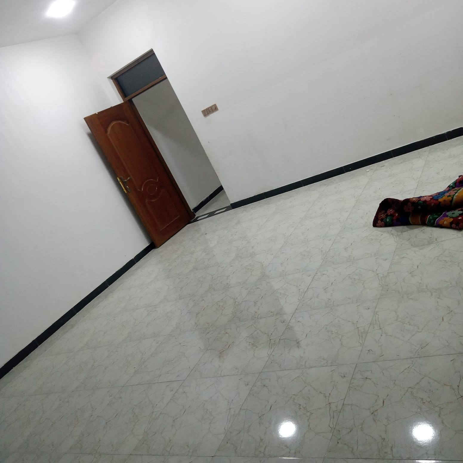 #اعلان بيت البيع بحي العسكري خلف قسم البلدي 
#مساحته 141متر واجه 6وربع 
#بيت بناء جديد درجة اولى كامل من كلشي 
#يرهم بيع و مراوس بقطعة بحي العسكري 200متر 
#متوفره كافت الخدمات ماء ساله كهرباء مجاري شارع تبليط 

#اي استفسار احنه ب الخدمه ..
#مكتب (العقارات  ايسر الجحيشي في صويره) يقدم افضل العروض والتعامل المحترم والصادق مع الزبائن الكرام.
#الي عنده قطعه للبيع او دوانم نشتري حسب البورصه وافضل سعر للقطعه .
متوفره كافت دوانم والمزارع ودور سكنيه 
للمعلومات والستفسار اتصل على الارقام التاليه
***********///*********** /وتساب فايبر 📲☎️📞
