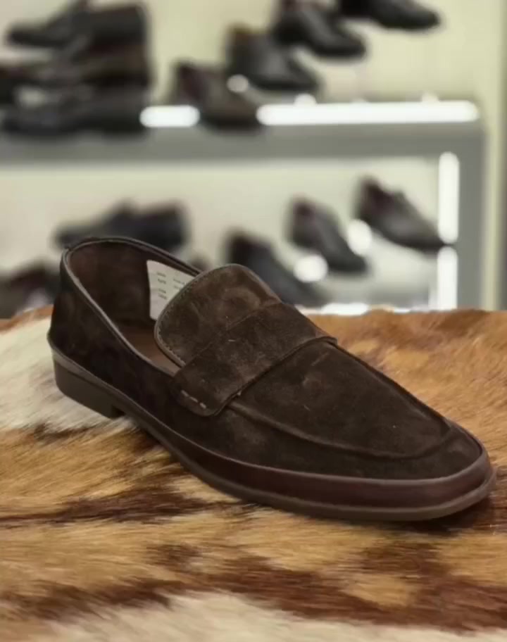 Hello. The Turkish factory makes shoes from high-quality materials, including Italian leather. 
You can watch a mini-review of the products I sell on TikTok.
Thank you 👍
https://www.tiktok.com/@wholesale.shoes.istanbul?_r=1&_t=ZS-951EwreikYD

#shoes #menshoes #shoeswholesale #shoesformen #shoesstyle #wholesaleshoes #shoesturkey #istanbul #turkey


**إذا كنت صاحب هذا الإعلان وتريد حذفه لأي سبب، رجاءا أرسل رسالة إلى الدعم الفني**