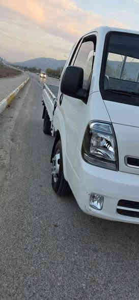 كيا 4000  موديل 2025 ماشي 5 ألف رقم دهوك بسمي شرت تحويل سعر  215.      ***********//***********
